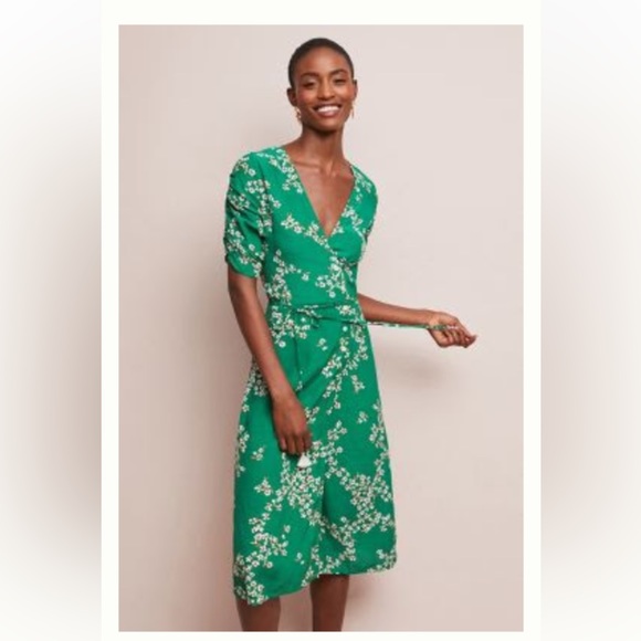 NEW Anthropologie green holiday floral wrap dress by Faithfull - size XS - Picture 1 of 4